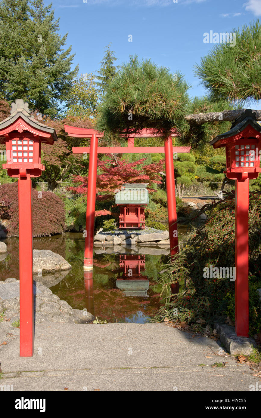 Japanese garden symbolism in Washington Stock Photo Alamy