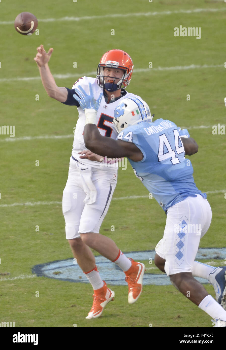 Chapel Hill, North Carolina, USA. 24th Sep, 2015. Matt Johns (15) of