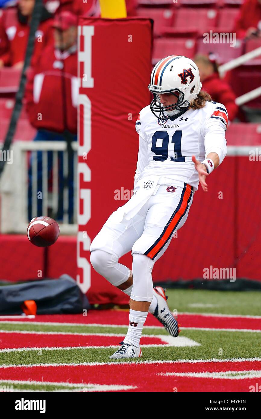 Fayetteville, AR. 24th Oct, 2015. Tigers punter Kevin Phillips #91 works to get loose before the game. The Arkansas Razorbacks beat the Auburn Tigers 54-46 in 4 overtimes in Fayetteville, AR. Richey Miller/CSM/Alamy Live News Stock Photo