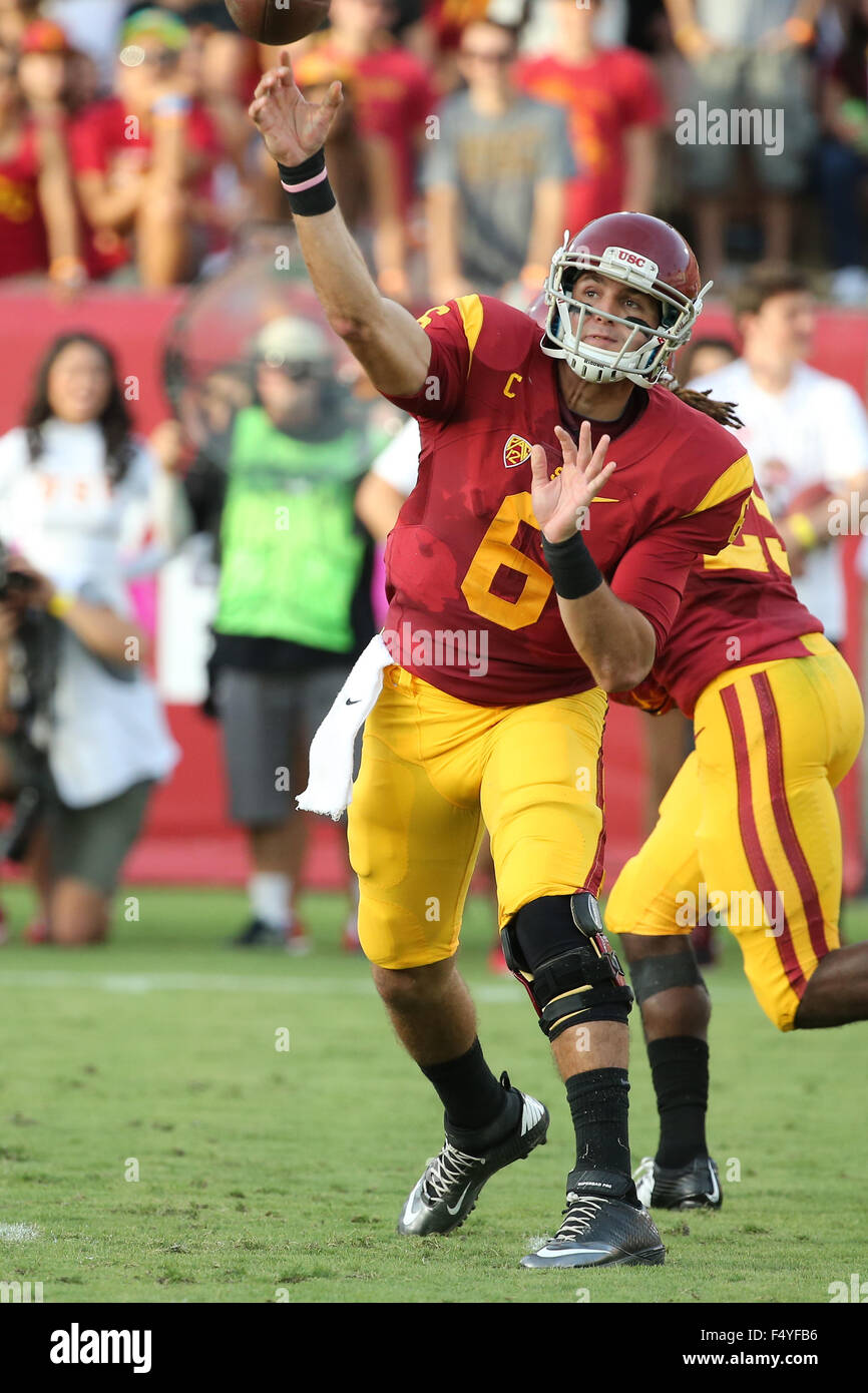 Los Angeles, CA, USA. 24th Oct, 2015. October 24, 2015: quarterback ...