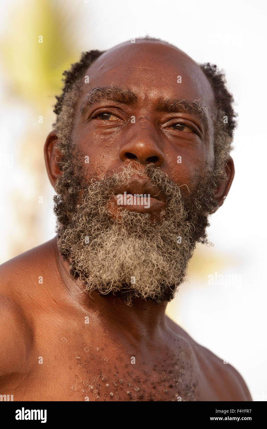 Old age pensioner african american hi-res stock photography and images ...