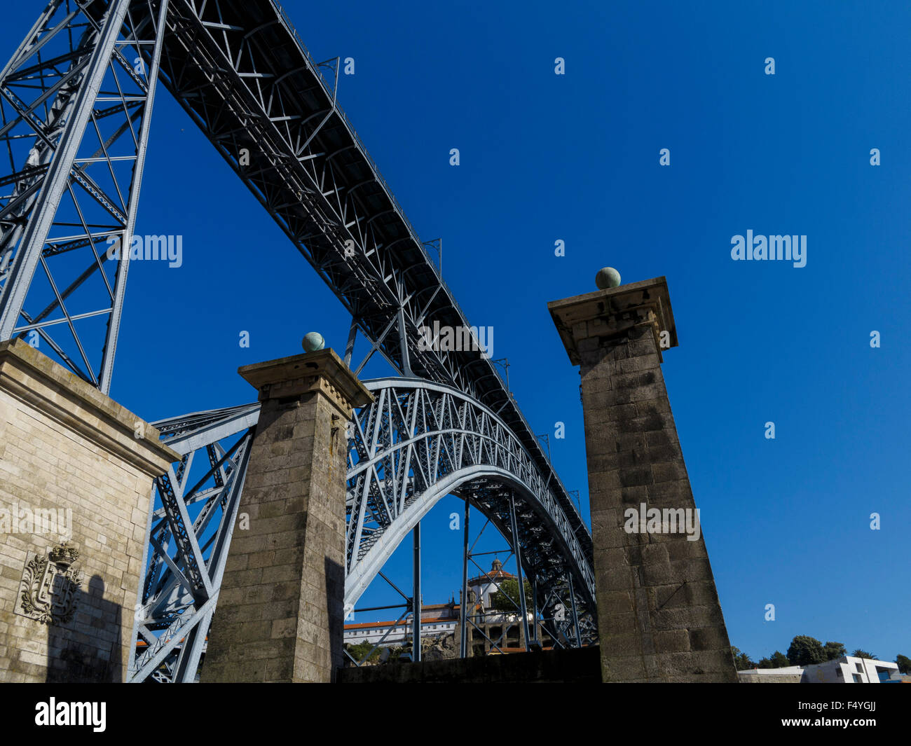 Detail of the supporting steel arched structure of the Ponte Luis 1 bridge Cais de Ribeira River Douro Porto (Oporto) Portugal Stock Photo