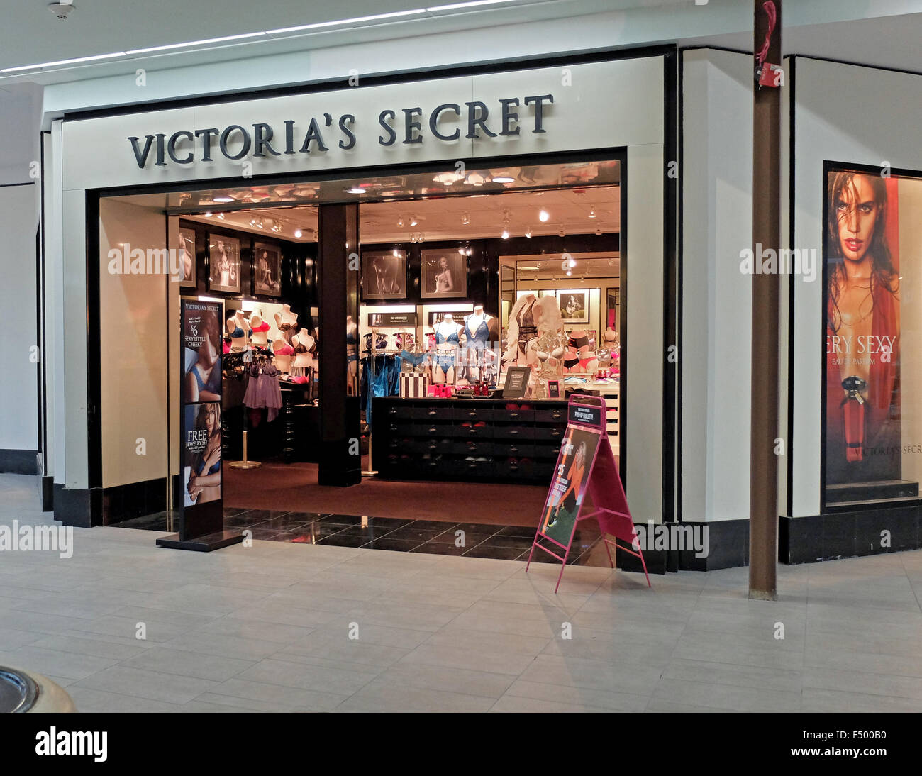 The exterior of the Victoria's Secret store at the Broadway Mall