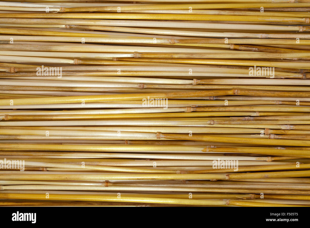 Straw background hi-res stock photography and images - Alamy