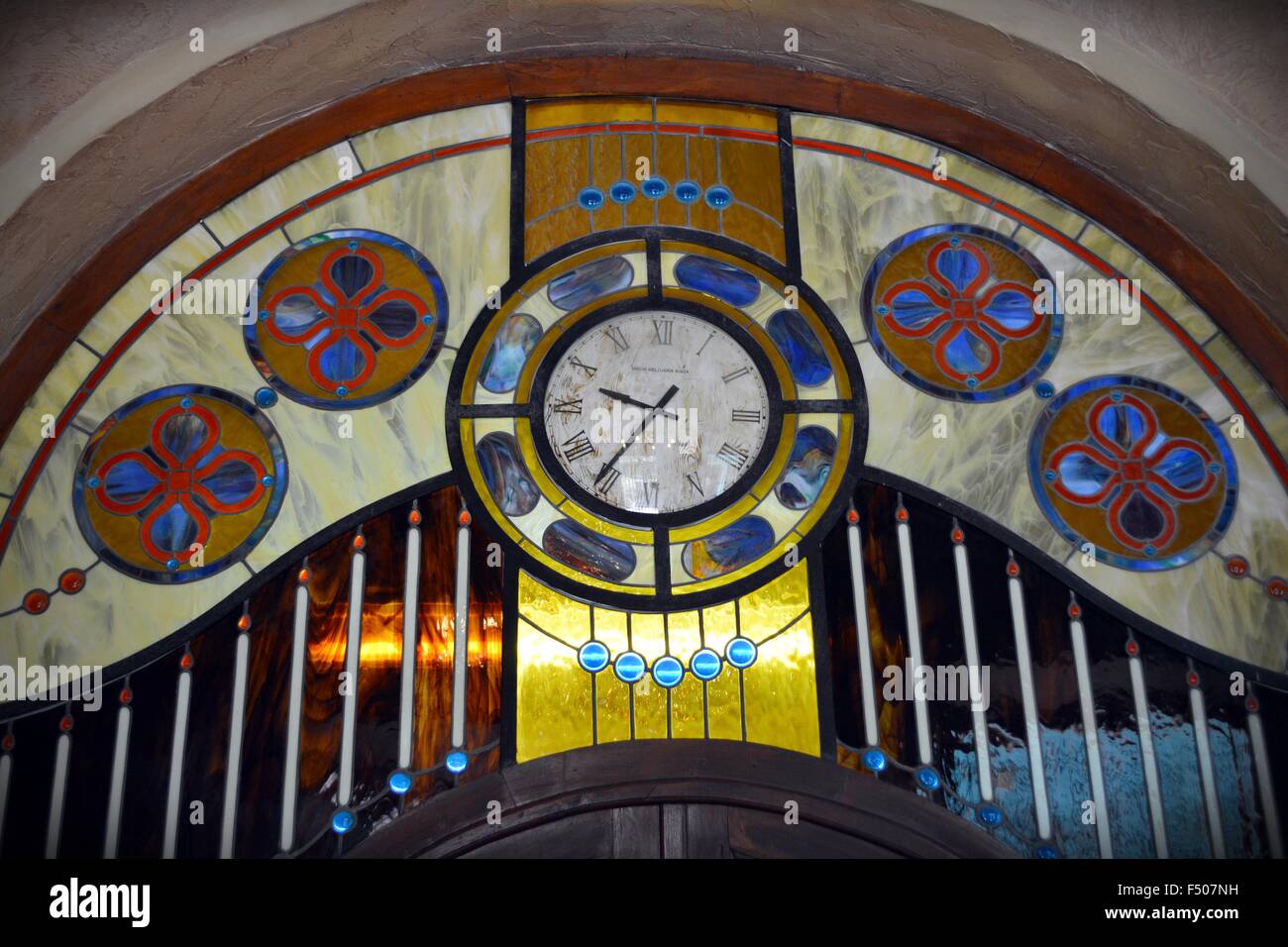 Reception clock hires stock photography and images Alamy