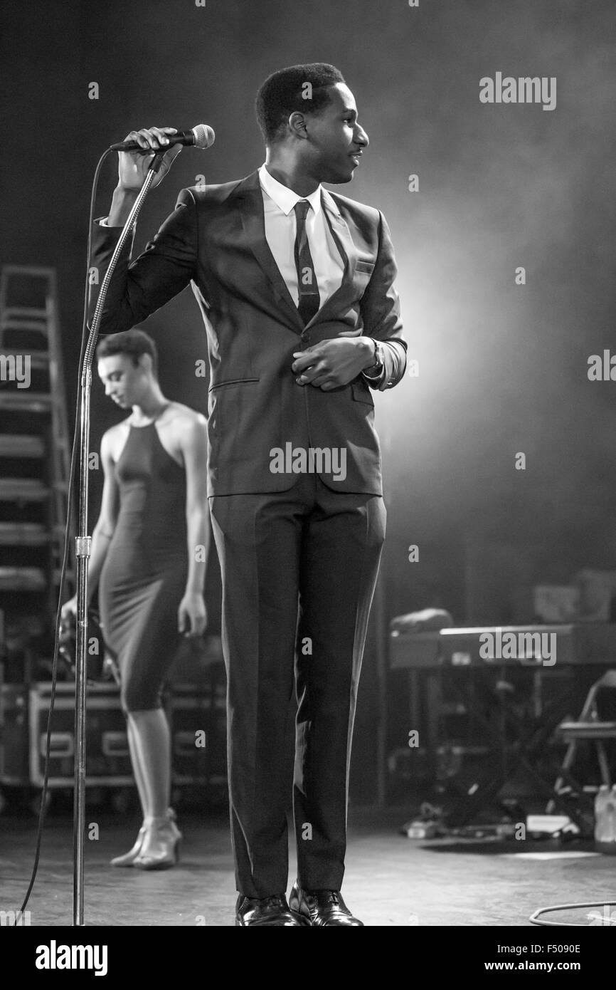 Detroit, Michigan, USA. 24th Oct, 2015. LEON BRIDGES performing at the