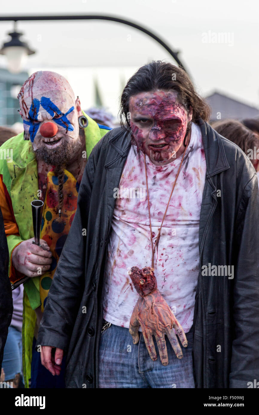 Southend on Sea, Essex, UK. 25th Oct 15. Halloween celebrations get under way in Southend on sea with the annual Southend pier Zombie walk. Credit:  darren Attersley/Alamy Live News Stock Photo