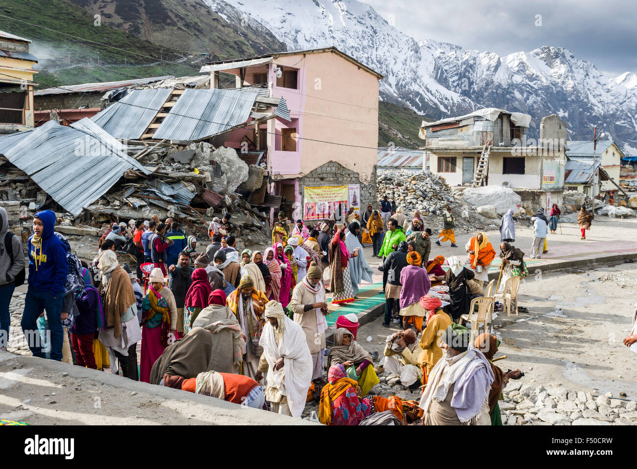 Kedarnath temple flood hi-res stock photography and images - Alamy