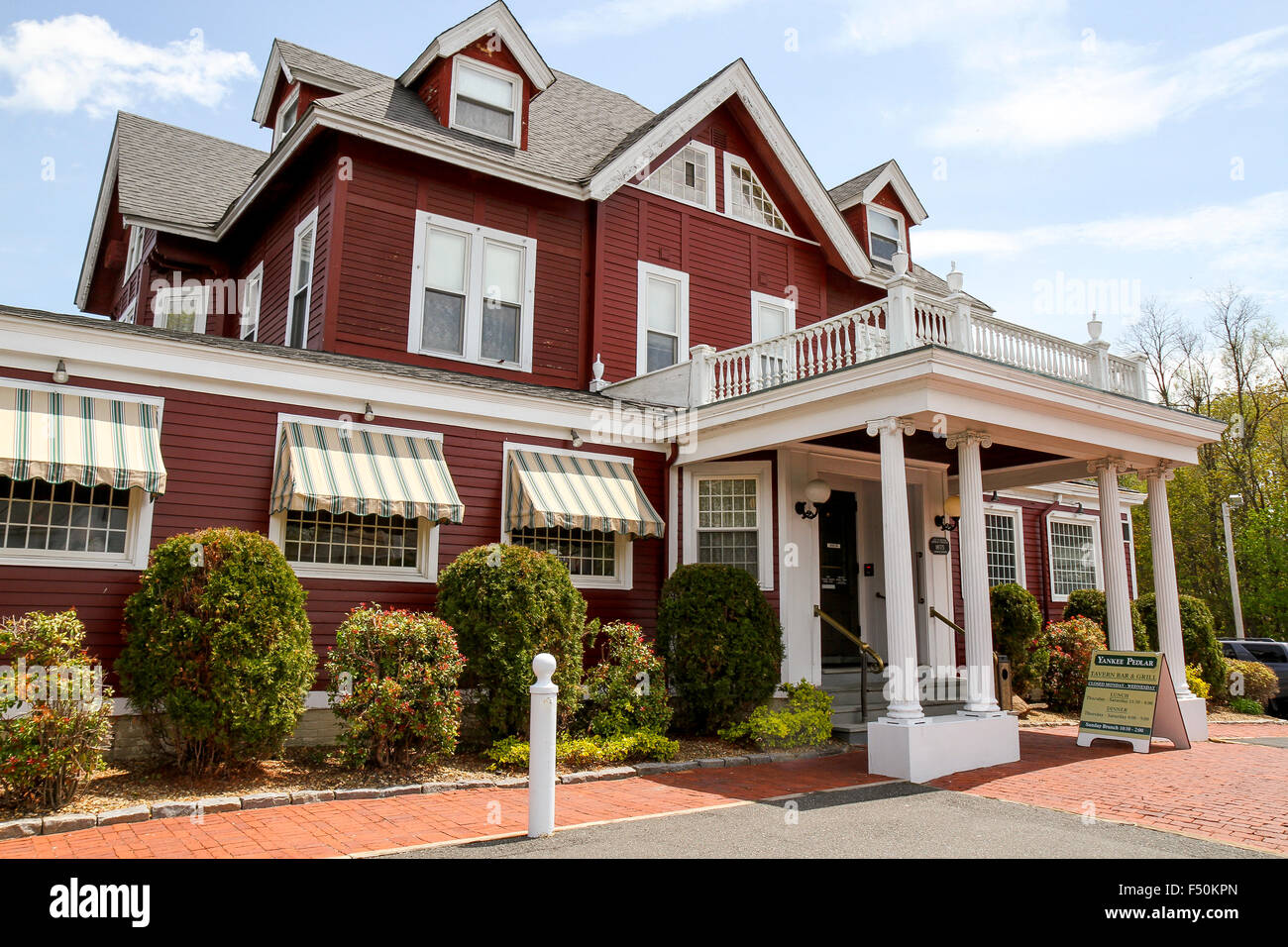 Yankee Pedlar Inn, Holyoke, Massachusetts, United States Stock Photo