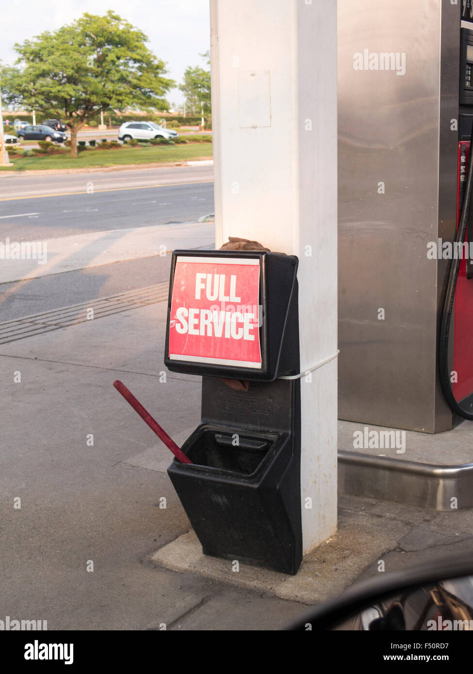 Full Service Gas / Petrol Station Stock Photo