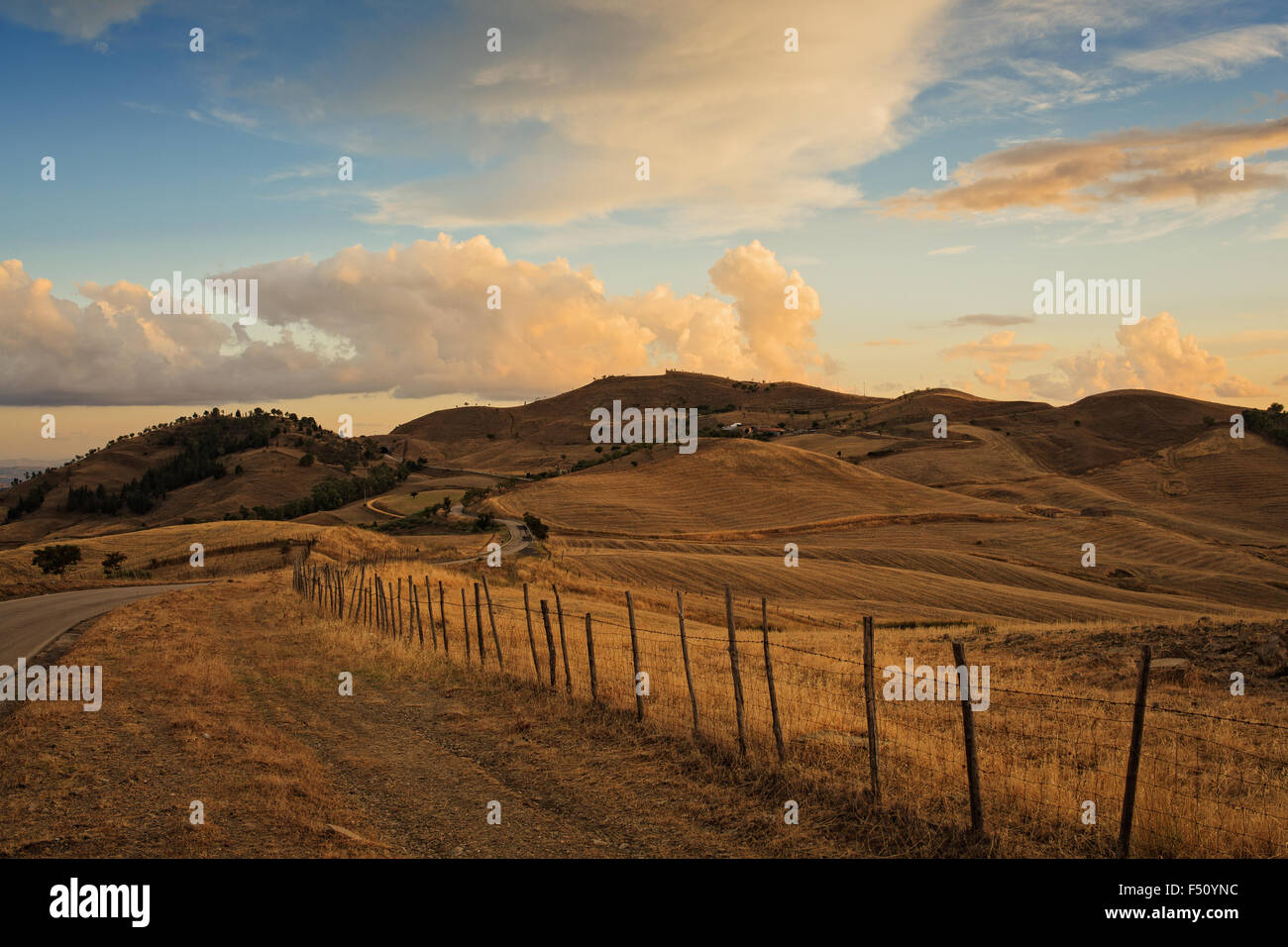 View of Sicily landscape. Inland between Gagliano and Troina Stock Photo