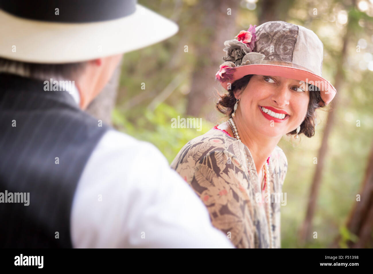 1930s romantic couple man woman hi-res stock photography and images - Alamy