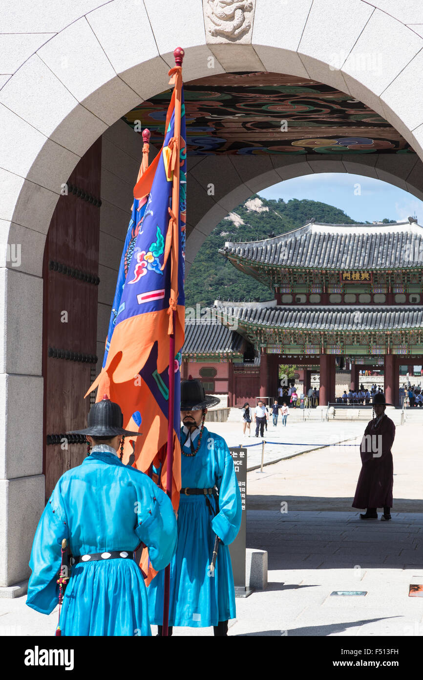 Seoul, South Korea - September 7: Soldiers in traditional uniforms proceed to the change of the guard in front of Gyeongbokgung Stock Photo