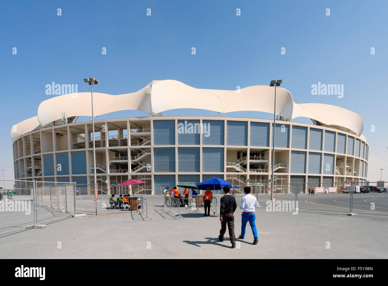 dubai-soccer-stadium