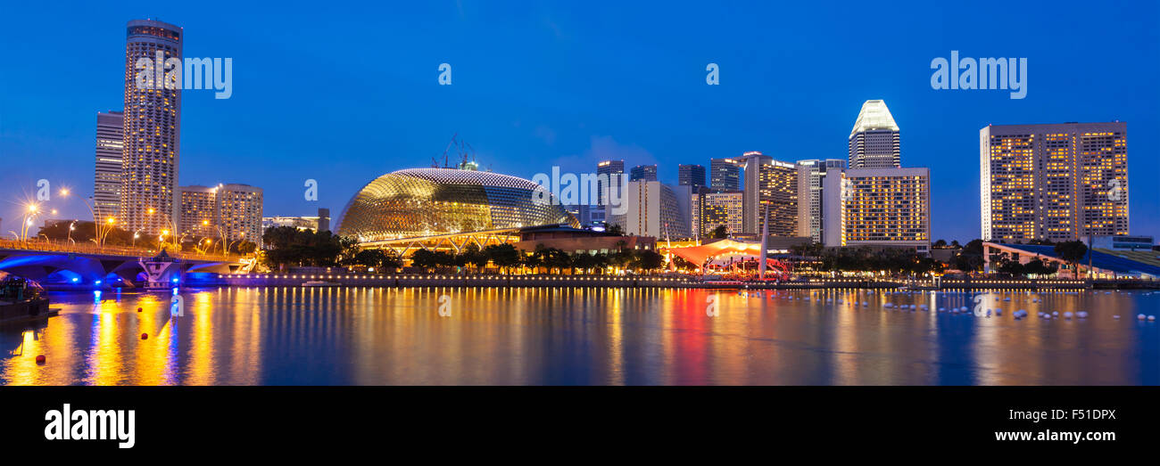 Singapore cityscape night Stock Photo - Alamy