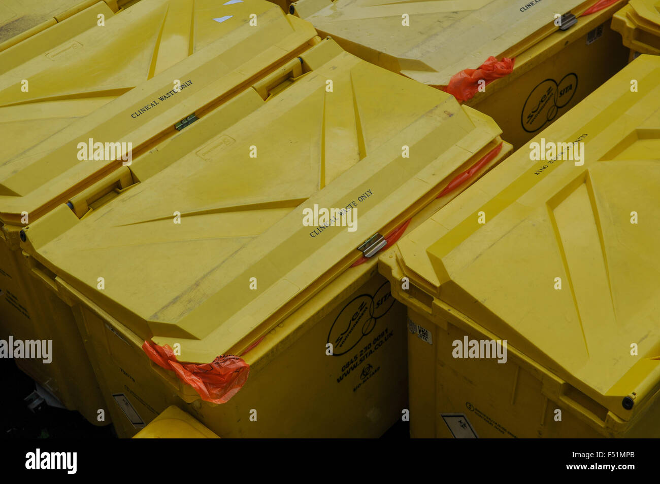 Hospital waste bin hi-res stock photography and images - Alamy