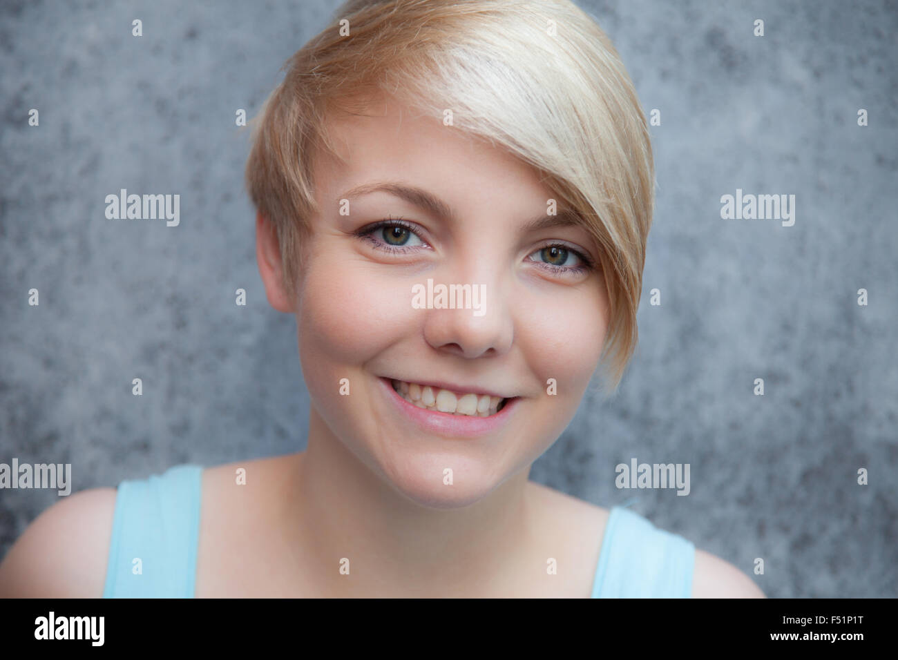 Scandinavian girl portrait hi-res stock photography and images - Page 3 -  Alamy