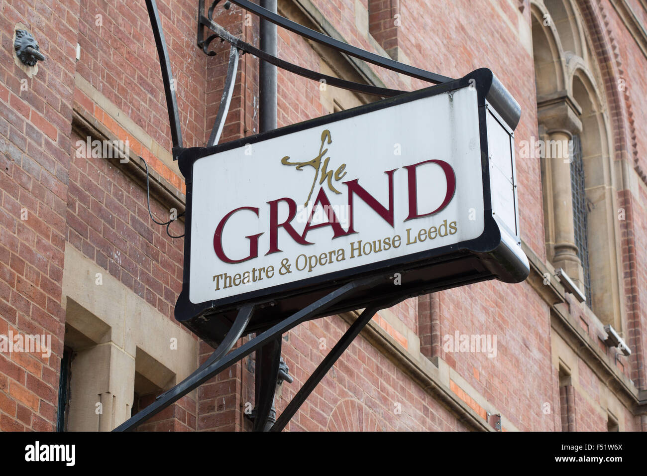 Theatre in leeds hires stock photography and images Alamy
