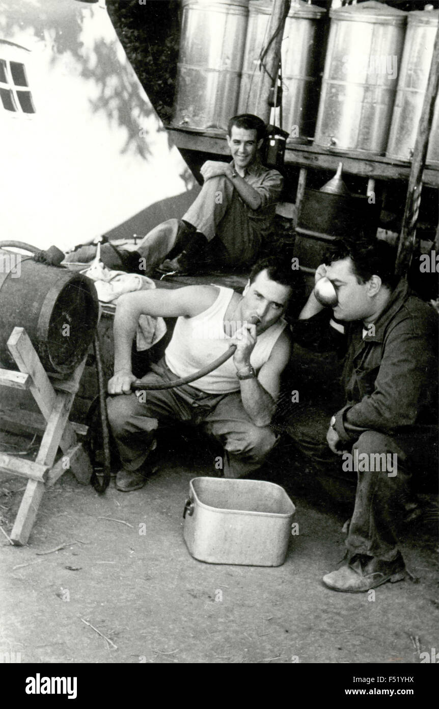 Italy soldiers rations hi-res stock photography and images - Alamy