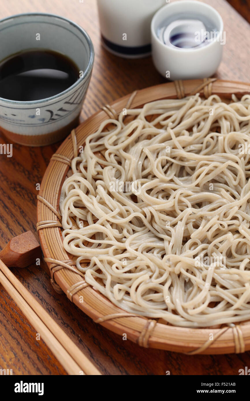 mori soba, cold buckwheat noodles, japanese food Stock Photo Alamy