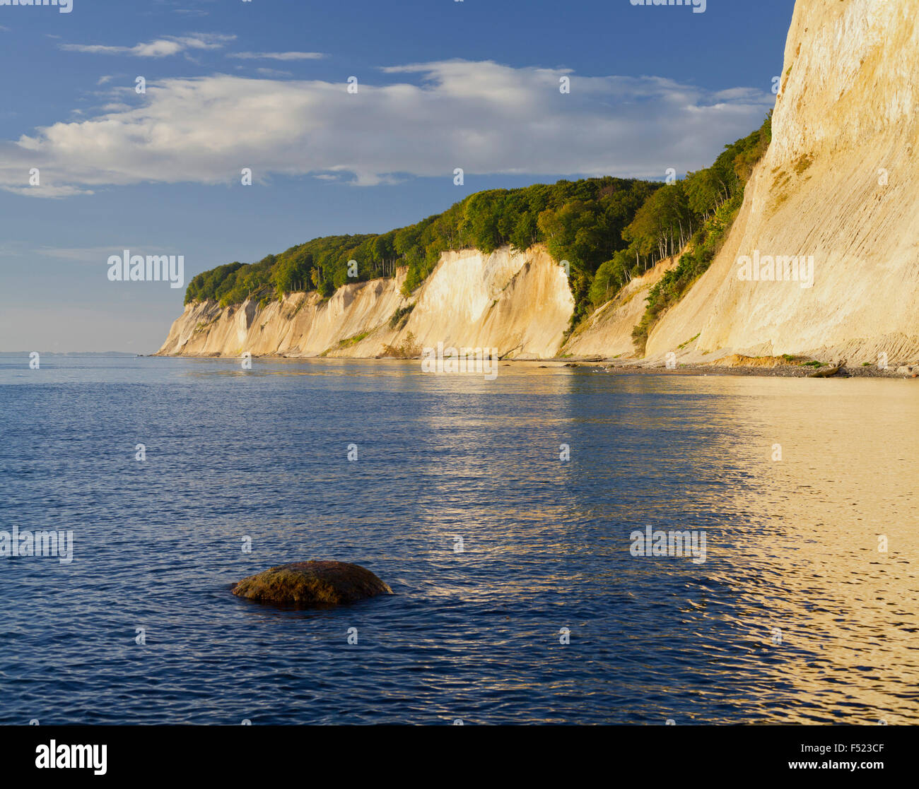 Chalk cliffs, Jasmund National Park, island of Rügen, Mecklenburg ...