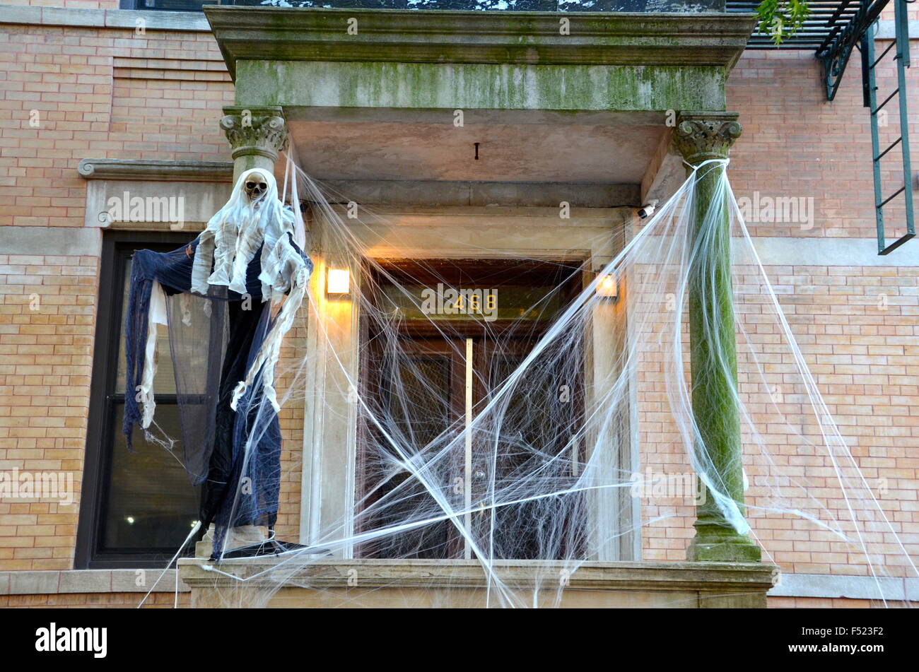 halloween decorations brooklyn park slope new york Stock Photo Alamy