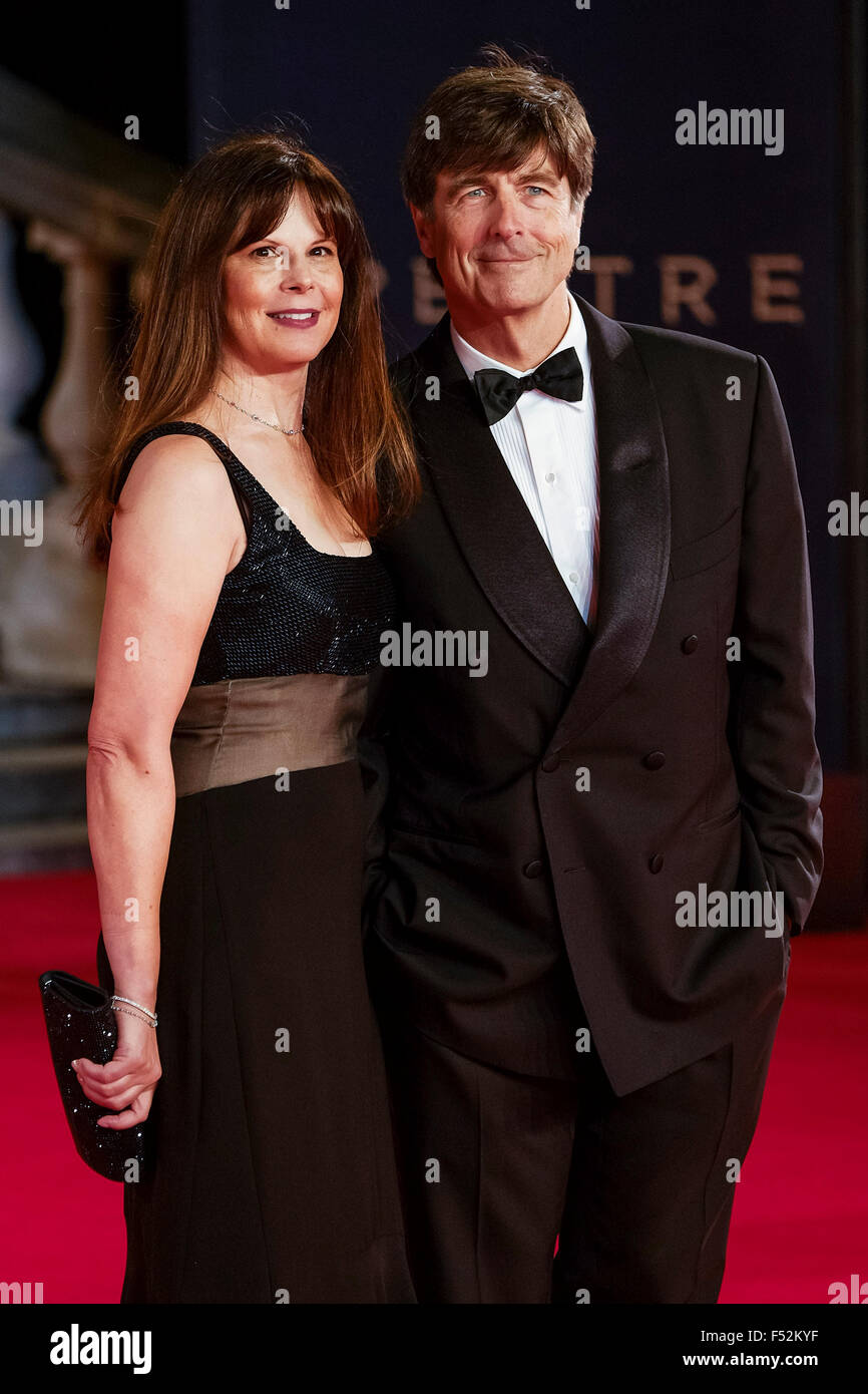 London, UK. 26th Oct, 2015. Thomas Newman & wife Ann Marie Zirbes arrives on the red carpet for the The CBTF Royal Film Performance 2015: The World Premiere of SPECTRE on 26/10/2015 at Royal Albert Hall, London. Credit:  Julie Edwards/Alamy Live News Stock Photo