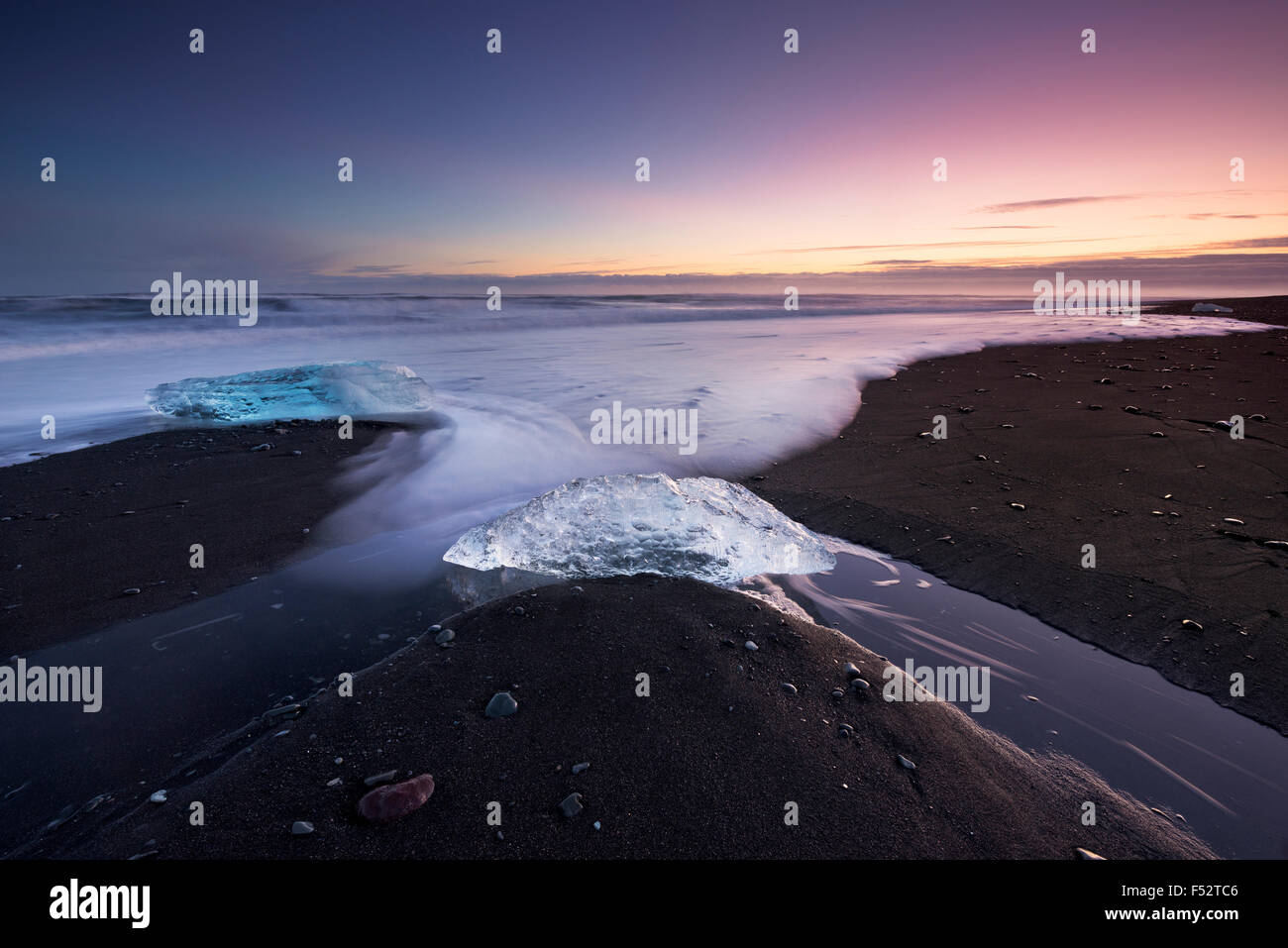 Iceland, Jökulsarlon, beach, ice, atmosphere, colour, blue, water, foam, lines, forms, structures, sky, sea Stock Photo