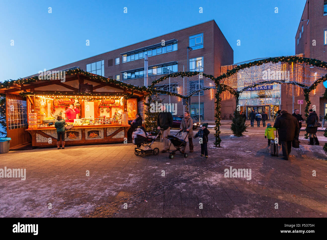 Christmas funfair on the Valoisplatz in Wilhelmshaven, Lower Saxony
