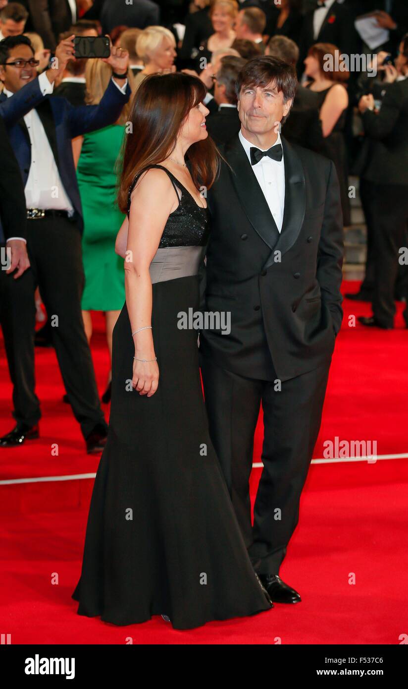 London, Britain. 26th Oct, 2015. US composer Thomas Newman and Ann Marie Zirbes attend the world premiere of the new James Bond film 'Spectre' at the Royal Albert Hall in London, Britain, 26 October 2015. Spectre is the 24th official James Bond film and is released in the United Kingdom on 26 October. Photo: Hubert Boesl/dpa - NO WIRE SERVICE -/dpa/Alamy Live News Stock Photo