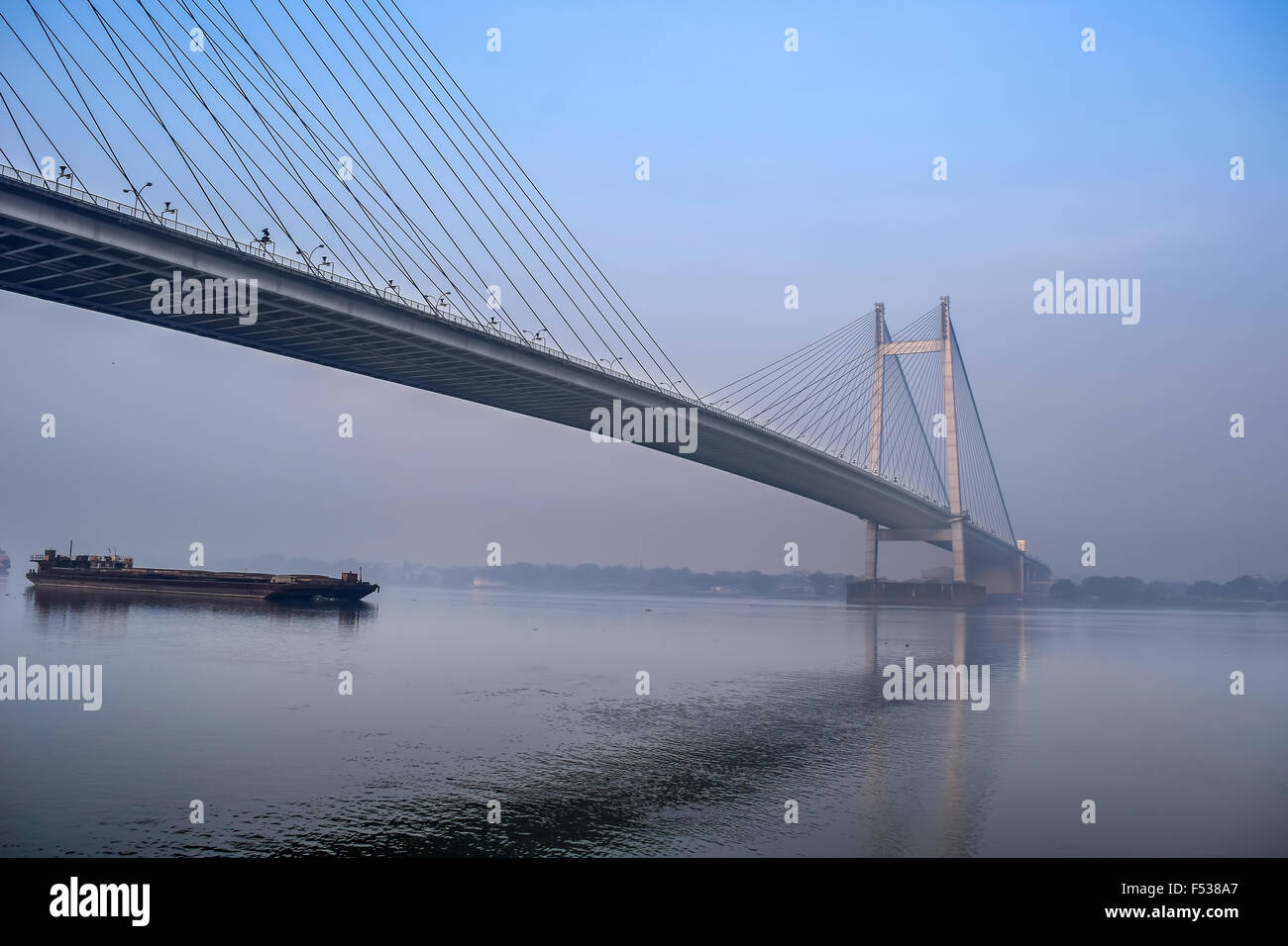Vidyasagar Setu Bridge, Hooghly River, Kolkata, West Bengal, India Stock Photo