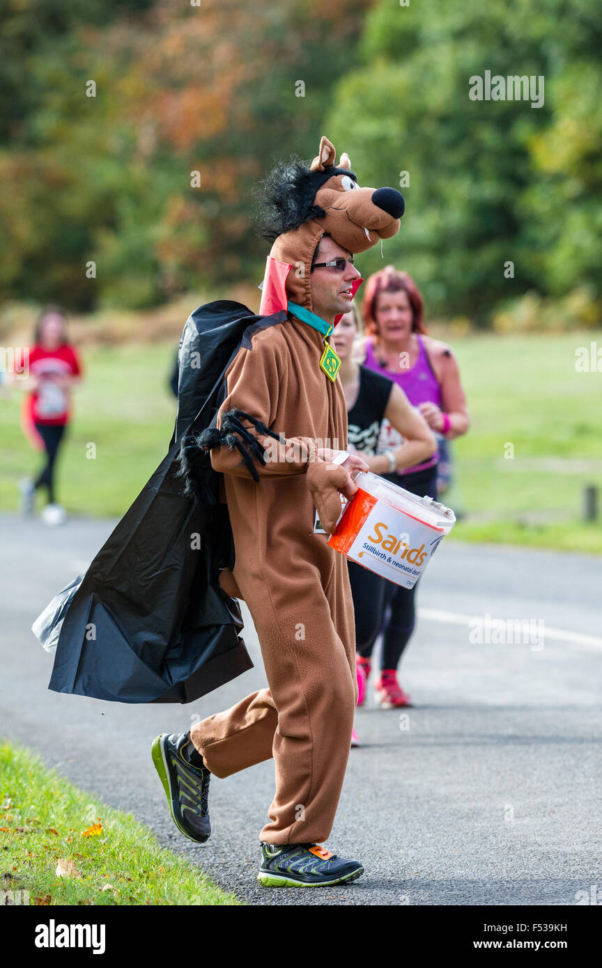 Woman running in fancy dress hi-res stock photography and images - Alamy