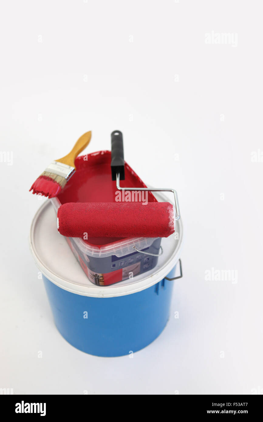 Paint tub and equipment Stock Photo Alamy