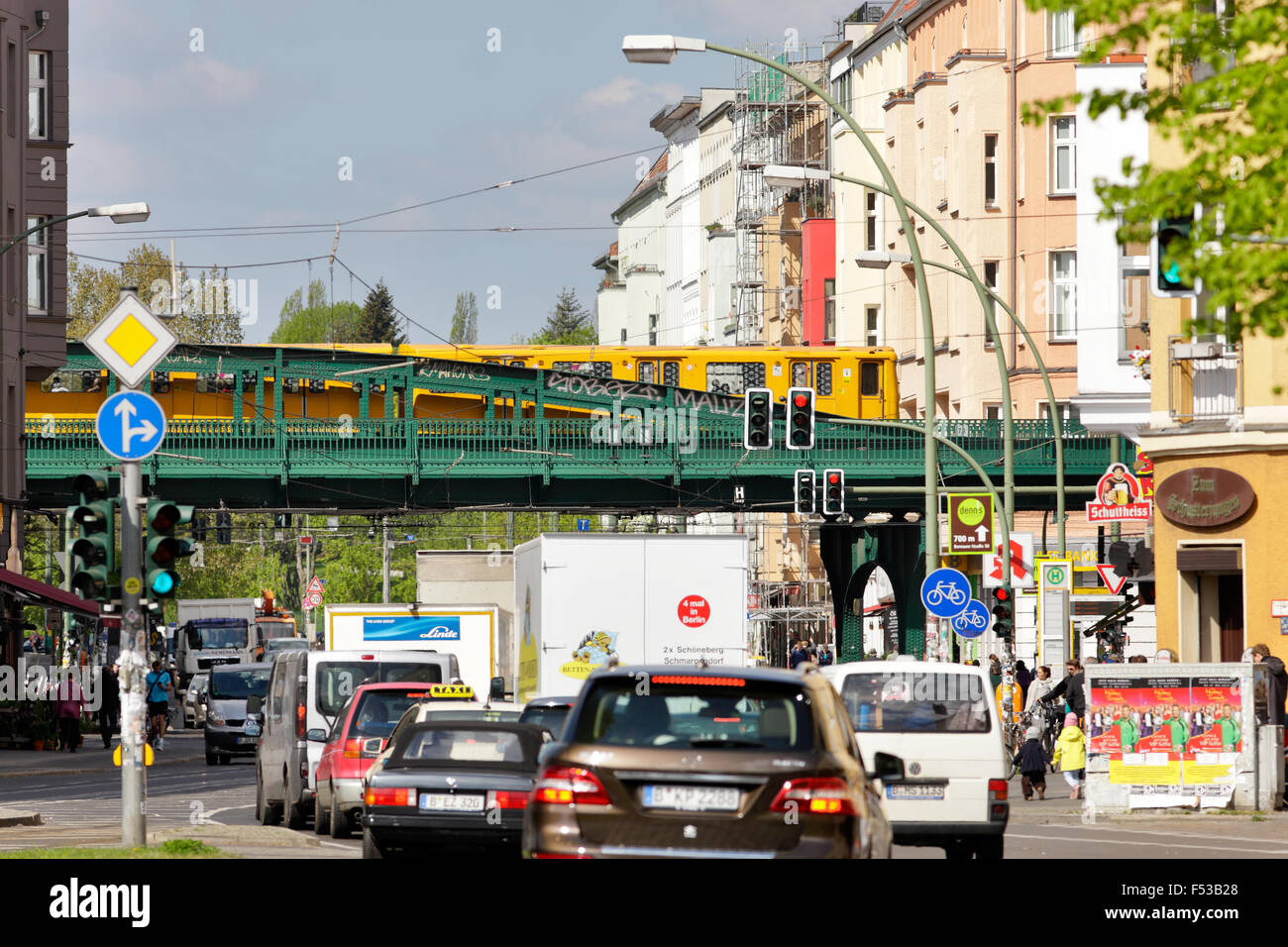 29.04.2015, Berlin, Berlin, Germany - Road traffic on the Danziger ...