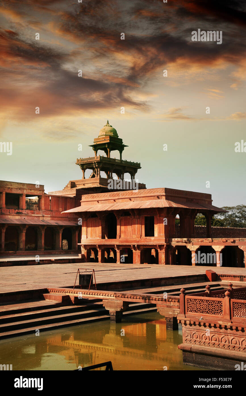 Asia, India, Uttar Pradesh, Fatehpur Sikri, Anoop Talao with Panch Mahal Stock Photo