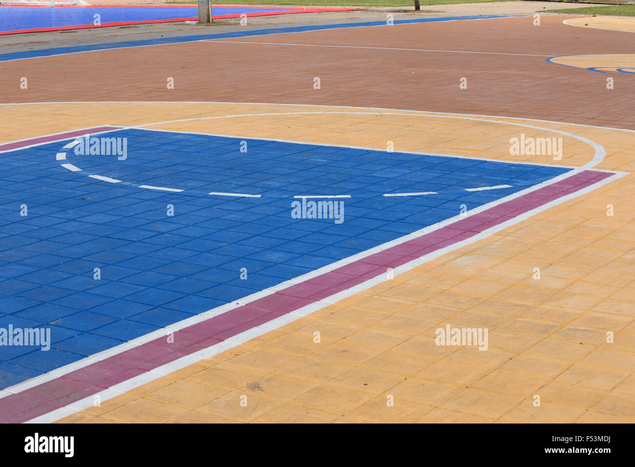 Free throw lines of the public outdoor basketball court Stock Photo Alamy