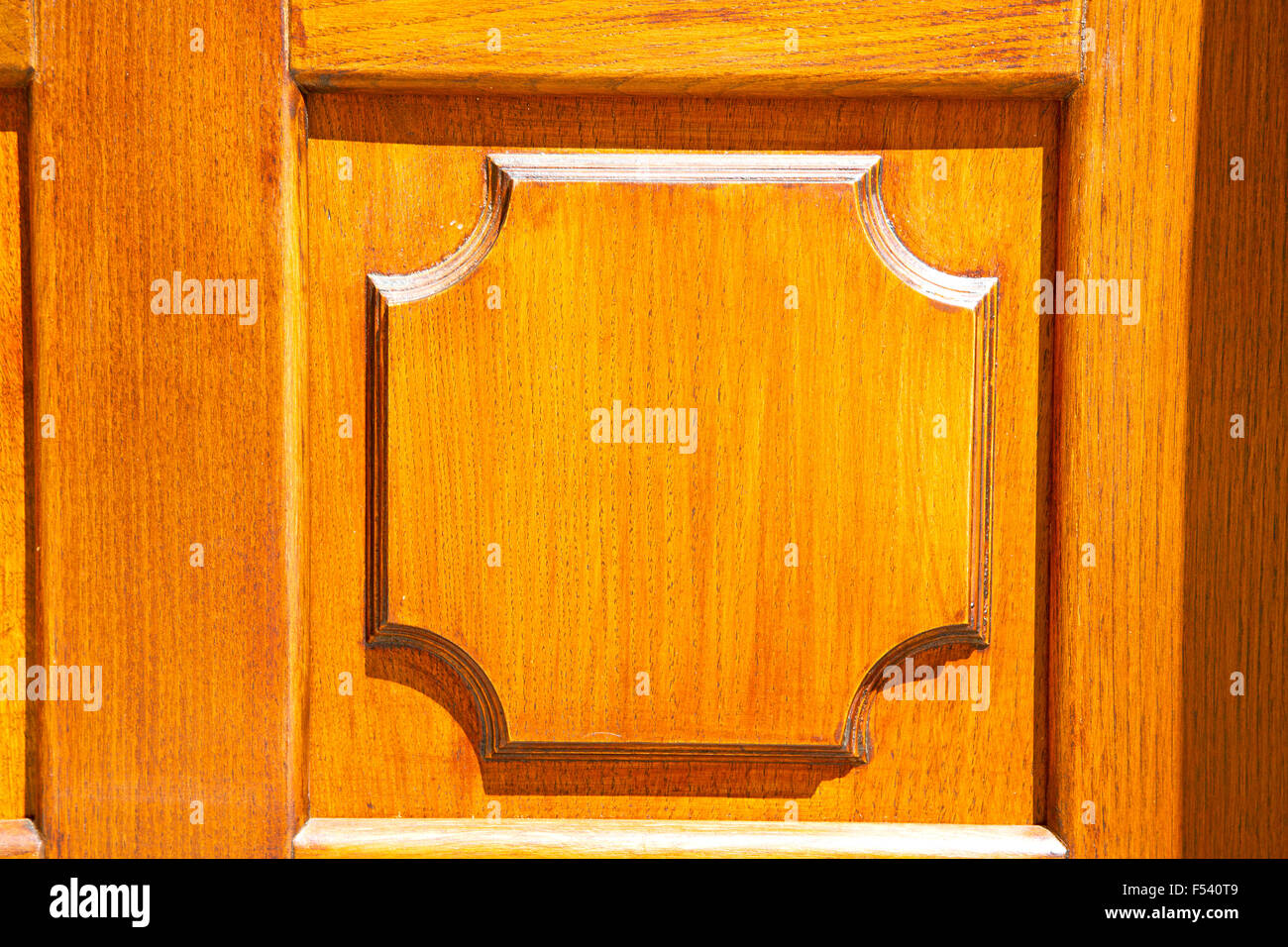 texture of a brown old door in italy europe Stock Photo - Alamy