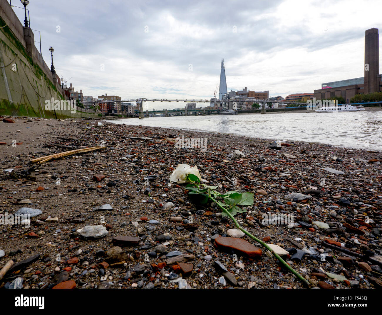 Thames Bank below St Paul's at low tide showing the beach, the Millennium Bridge, The Tate Modern and The Shard Stock Photo