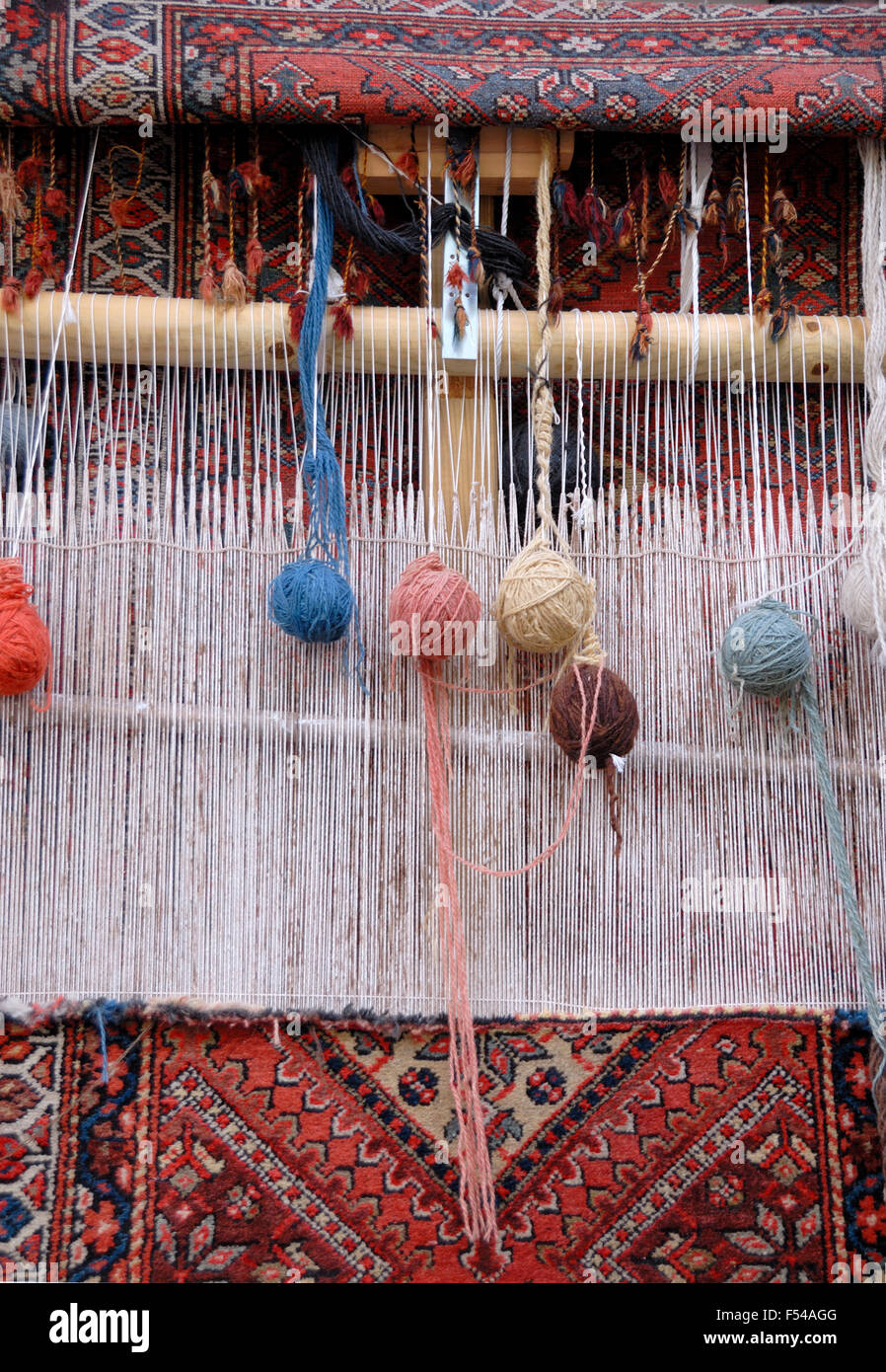Weaving loom for carpets in Iran Stock Photo Alamy