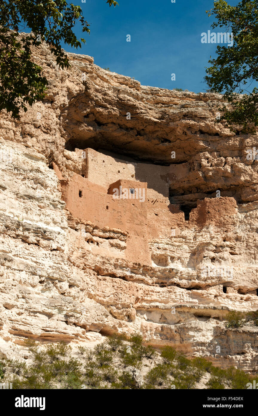 Montezuma castle hires stock photography and images Alamy