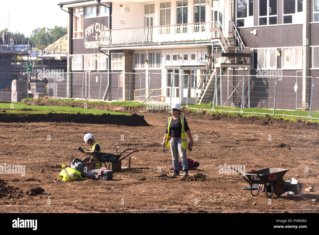 Archaeologists at the old Cadbury Site in Keynsham Somerset. Cotswold archeology Stock Photo