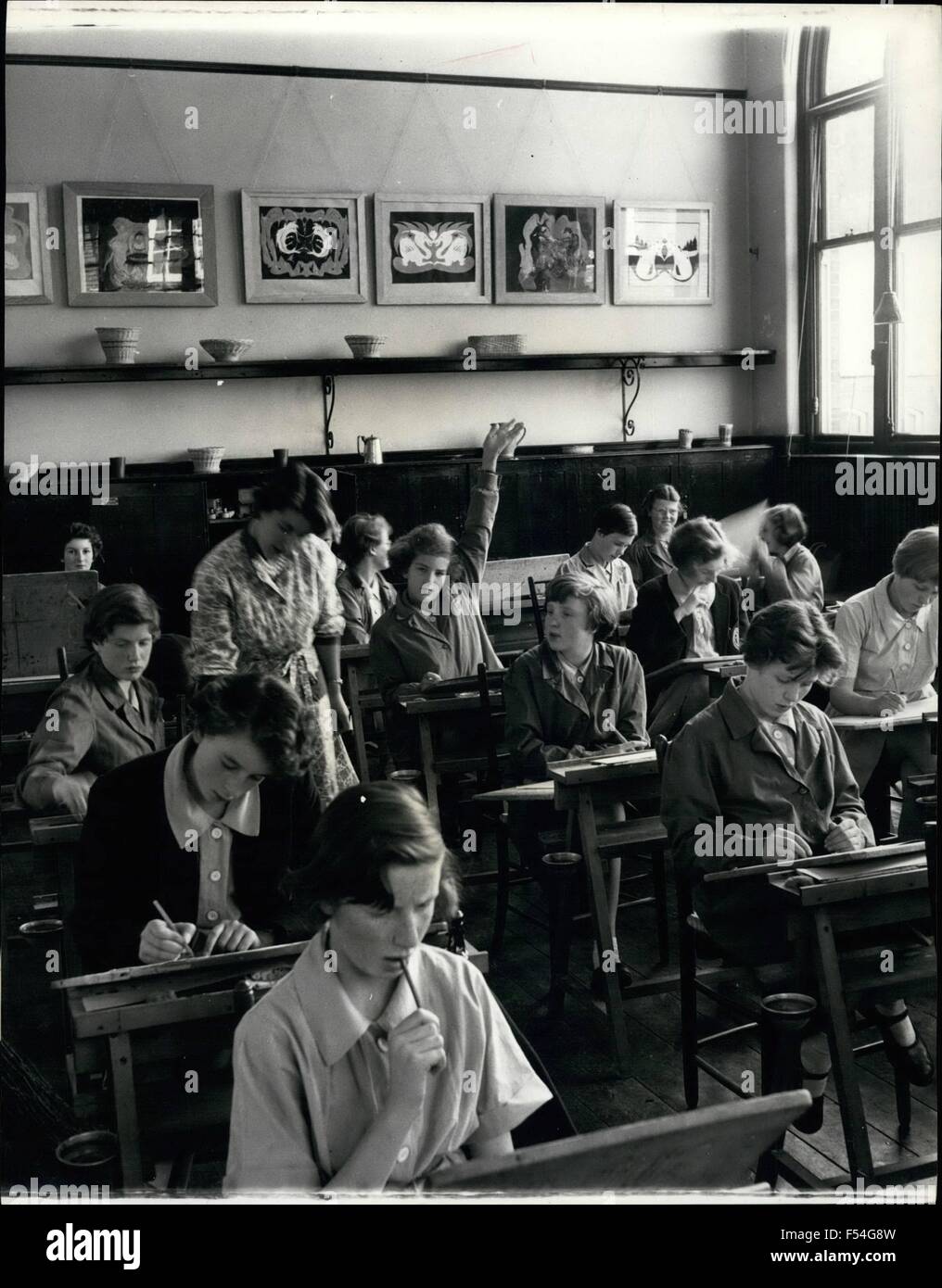 1956 - Wycombe Abbey School: An Art Class: A drawing lesson in the Art ...