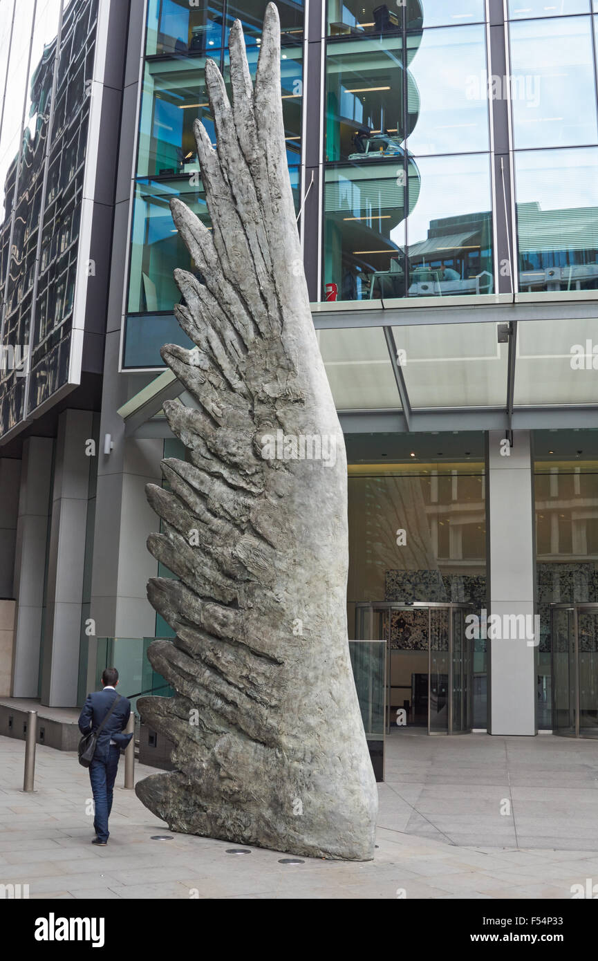 The City Wing bronze sculpture by Christopher Le Brun in Old Broad Street, London England United Kingdom UK Stock Photo