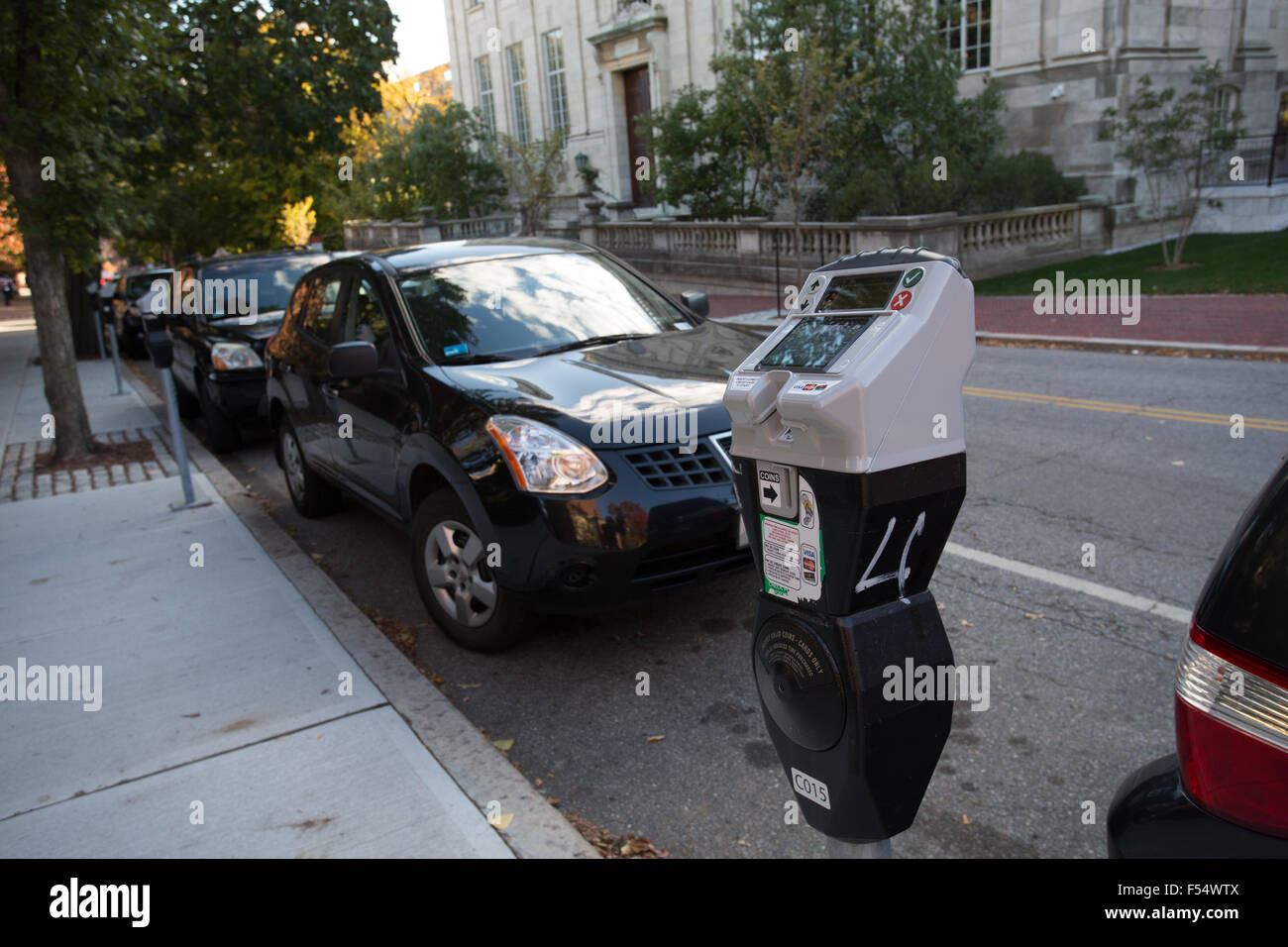 Solar Powered Parking Meter Hi-res Stock Photography And Images - Alamy