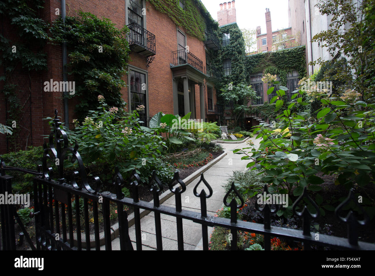 Private Beacon Hill Neighborhood Tour