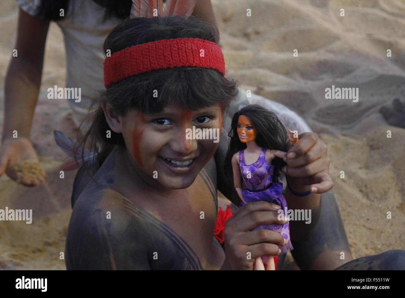 Palmas Brazil 27th Oct 2015 An Indigenous Girl Poses With Her Doll During The First World