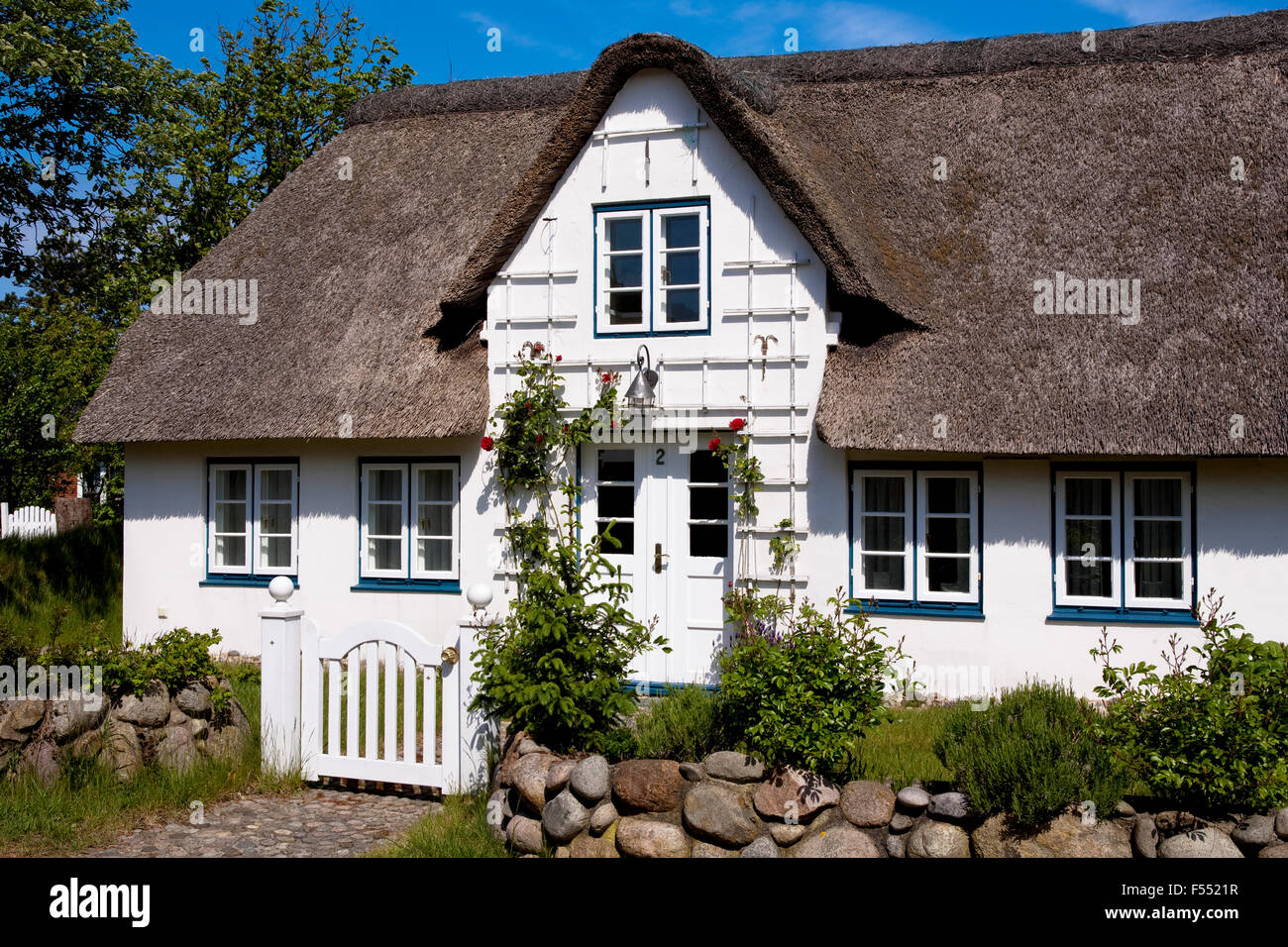 DEU, Germany, Schleswig-Holstein, North Sea,  Amrum island, Frisian house in Nebel.  DEU, Deutschland, Schleswig-Holstein, Nords Stock Photo