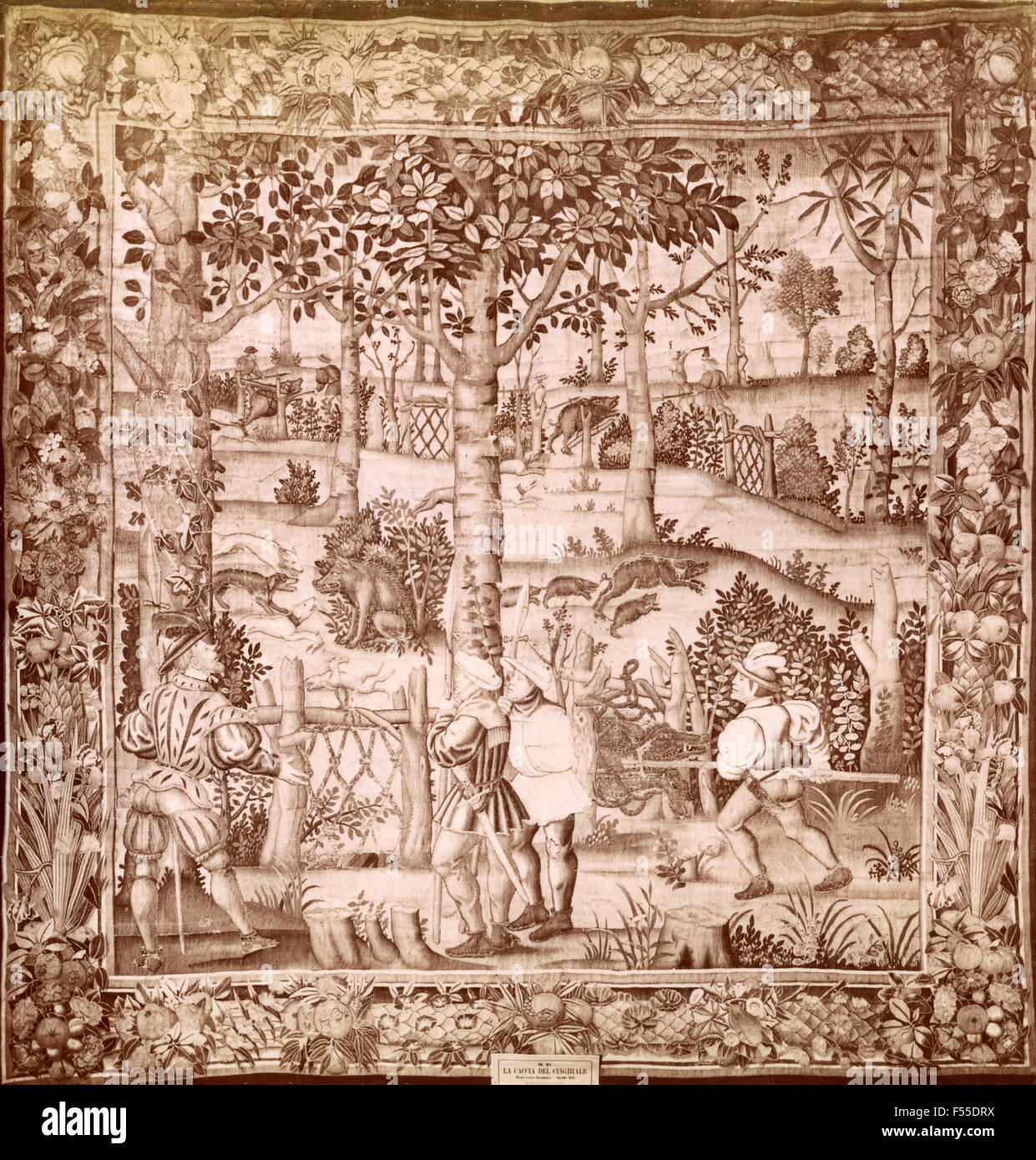 Tapestry Gallery, Florence The wild boar hunting, manufacturing Flemish, XI sec Stock Photo Alamy
