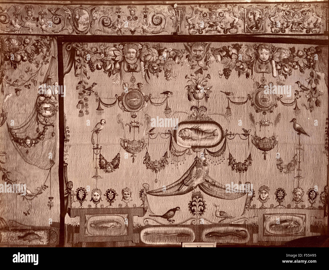 Grotesque hi-res stock photography and images - Alamy