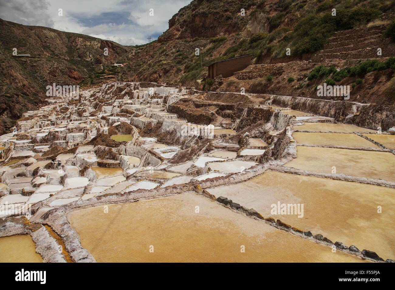 Andes mountains peru view maras hi-res stock photography and images - Alamy